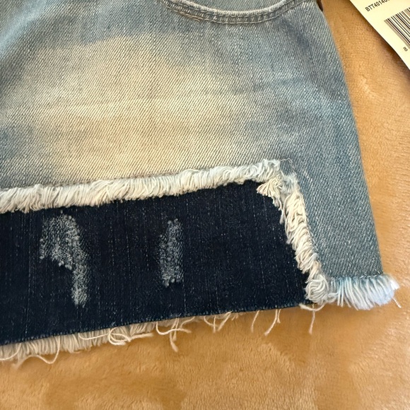 Blue Distressed Jean Shorts with Frayed Hem - Picture 3 of 9